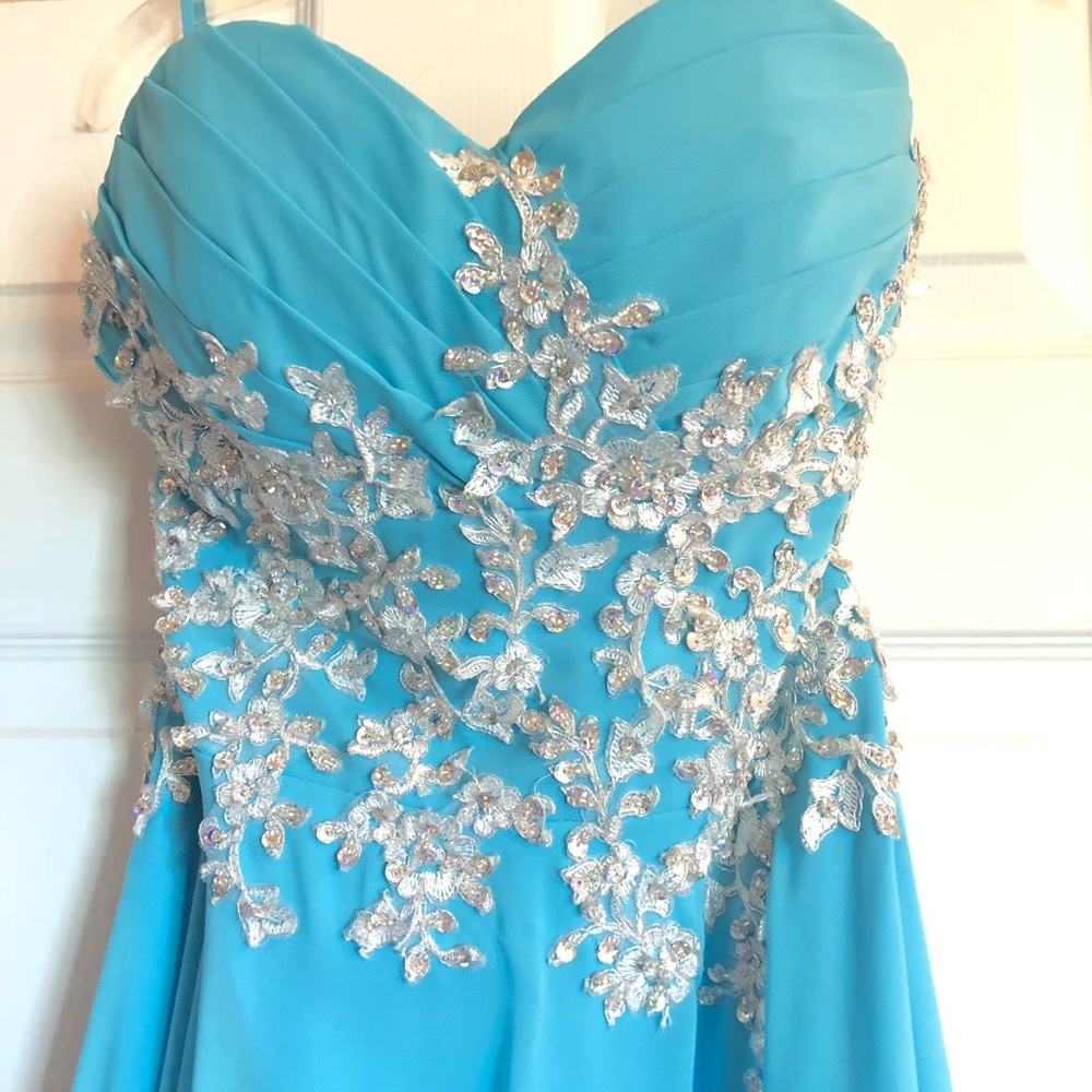 Prom dress